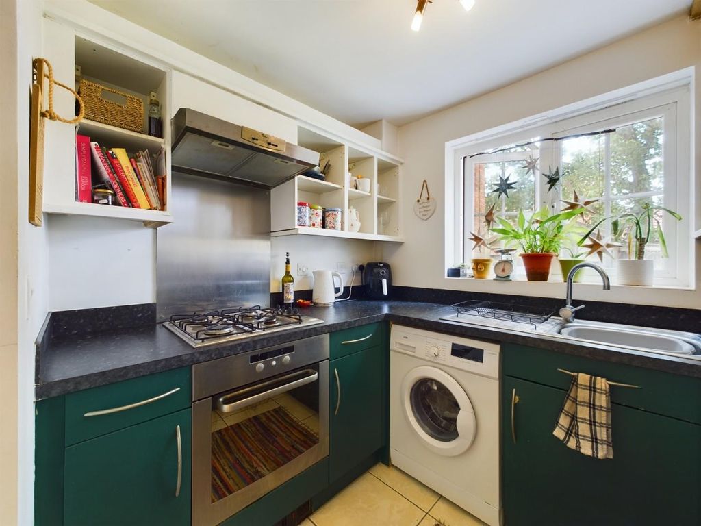 Property photo 3 of 11 Lounge Diner