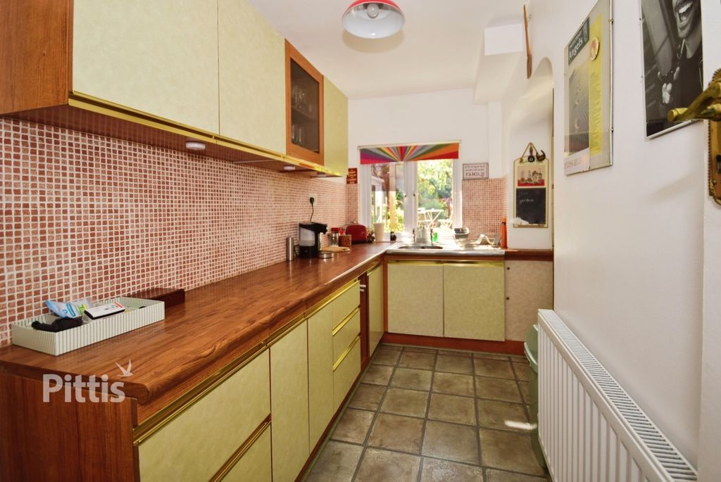 Property photo 3 of 15