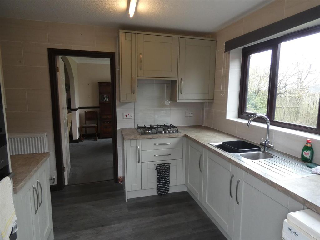 Property photo 3 of 14 P1190270.Jpg