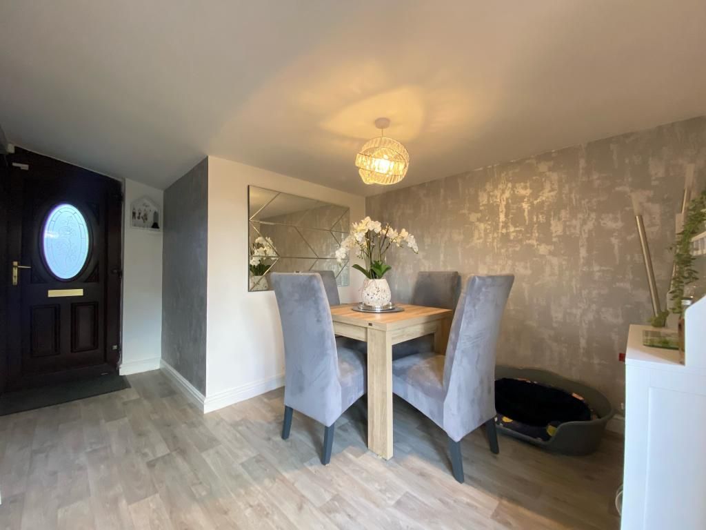 Property photo 2 of 9 Image