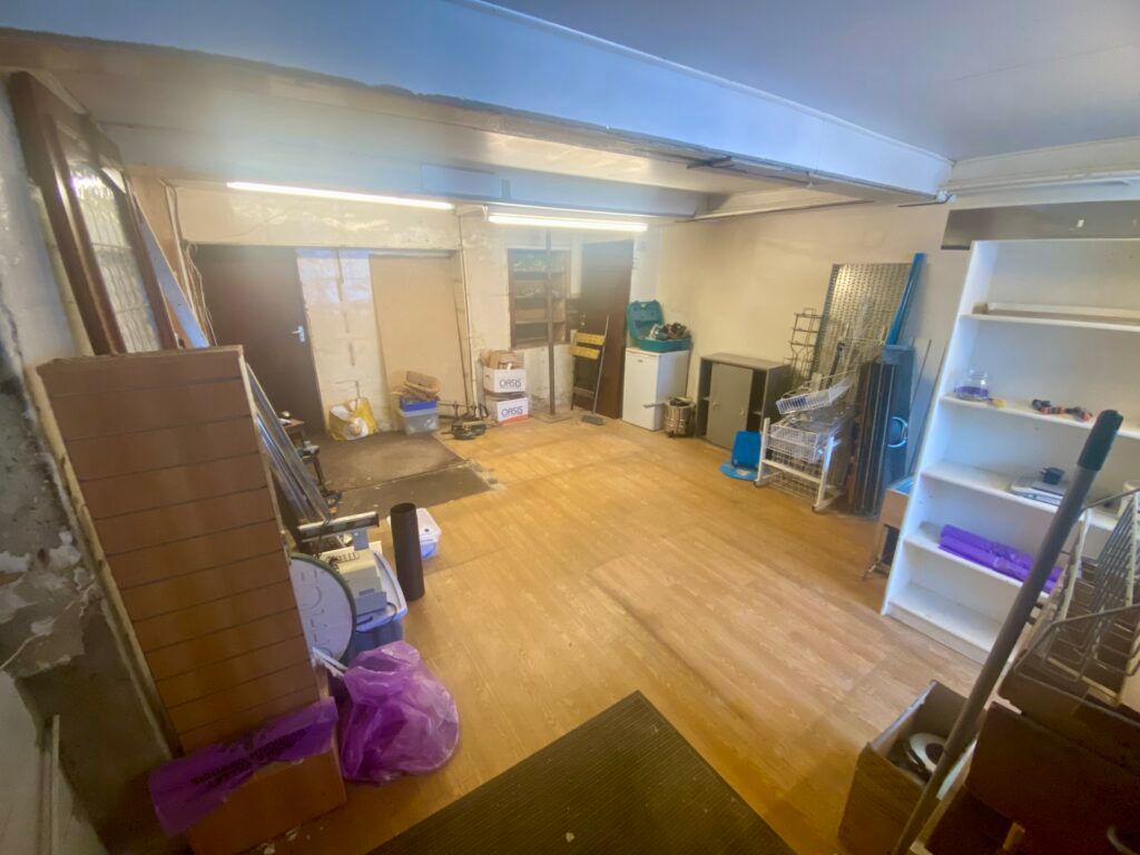 Property photo 3 of 4
