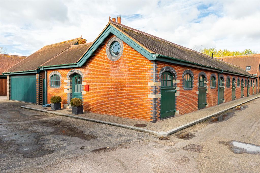 Property photo 1 of 39 External-14.Jpg