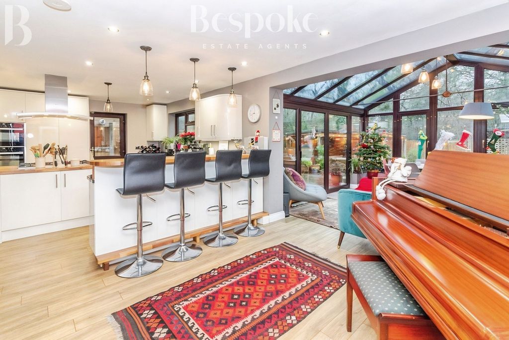 Property photo 2 of 55