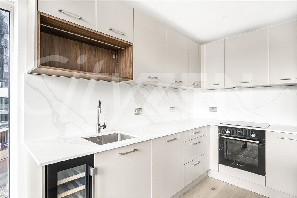 Property photo 2 of 34 Kitchen