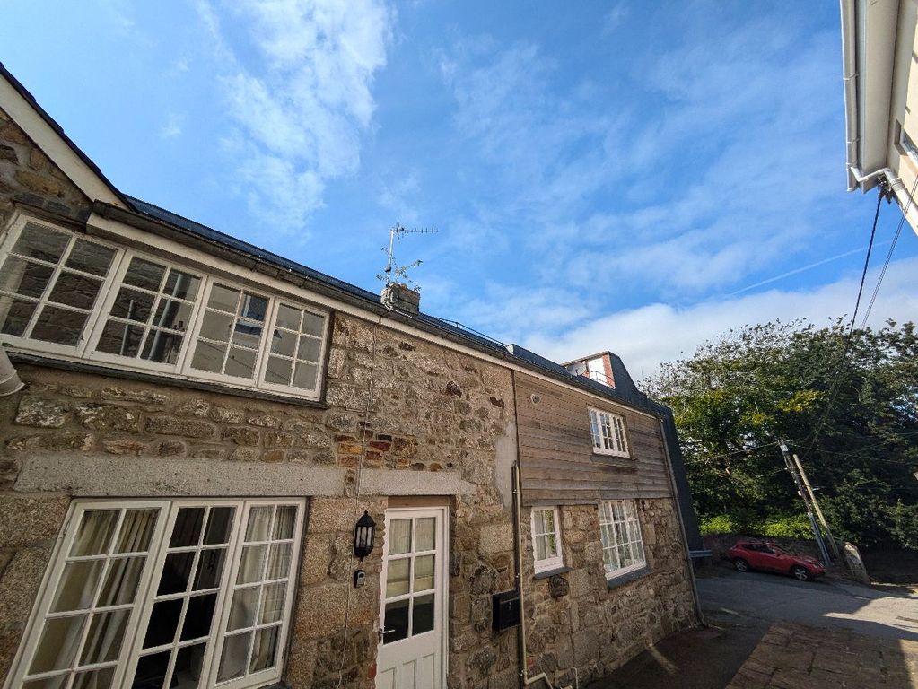 Property photo 1 of 5