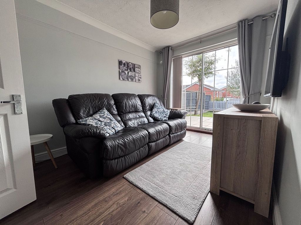 Property photo 3 of 21