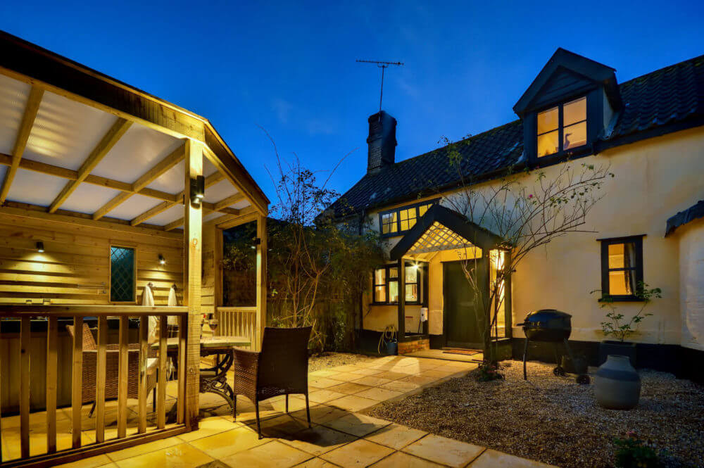 Property photo 1 of 9