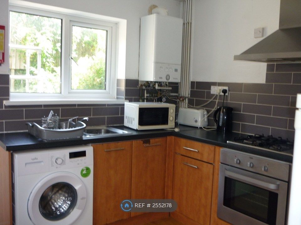 Property photo 3 of 8