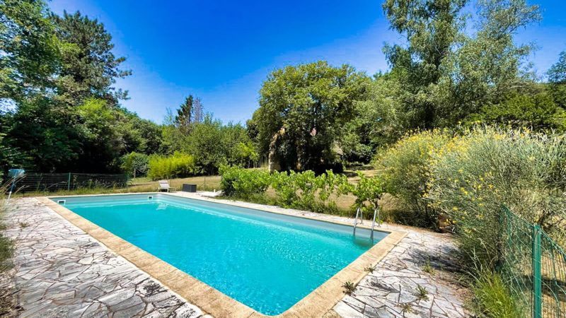 Property photo 3 of 19 Photo 3