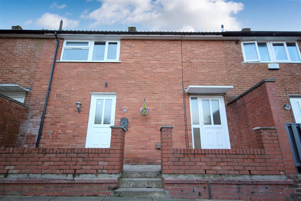 Property photo 1 of 16 Outside