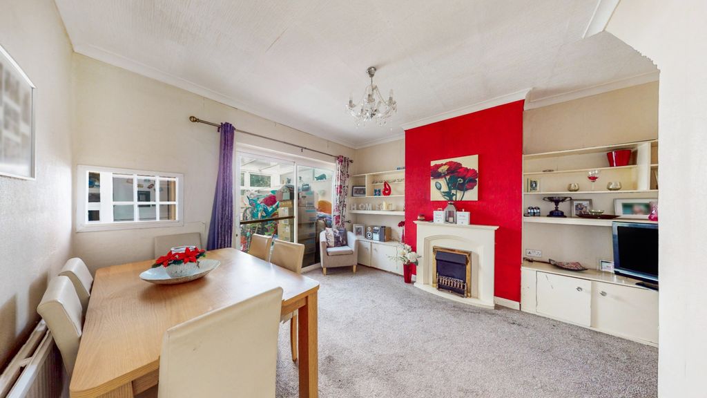 Property photo 3 of 15 5111783