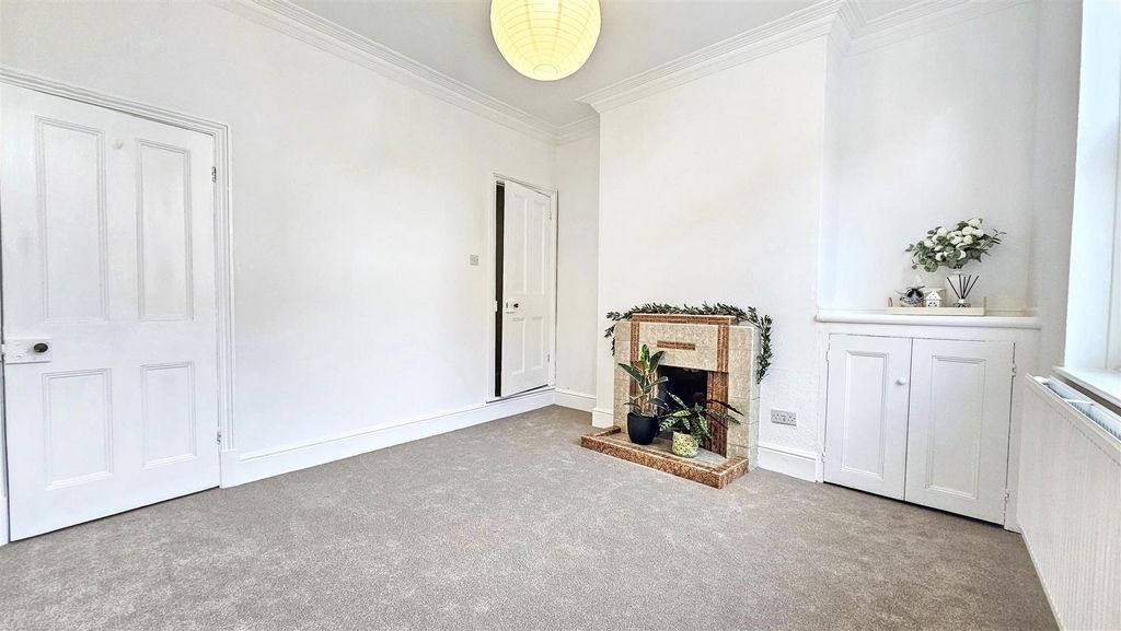 Property photo 3 of 17 20251125_142115.Jpg