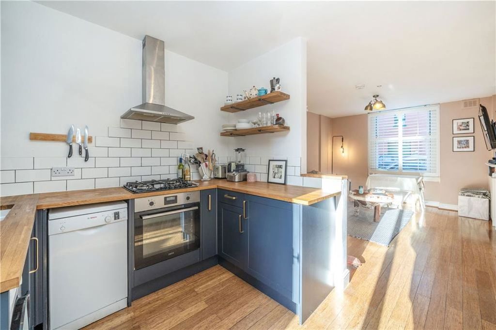 Property photo 3 of 9