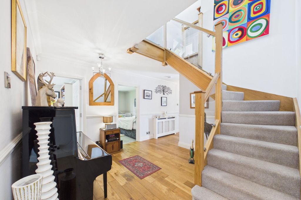 Additional image 7 of 6 bed detached house for saleHighway, Crowthorne, Berkshire RG45