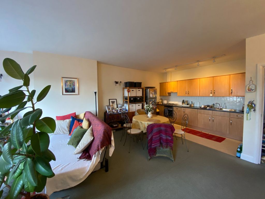 Additional image 5 of 1 bed flat for saleBelle Vue Terrace, Malvern, Worcestershire WR14