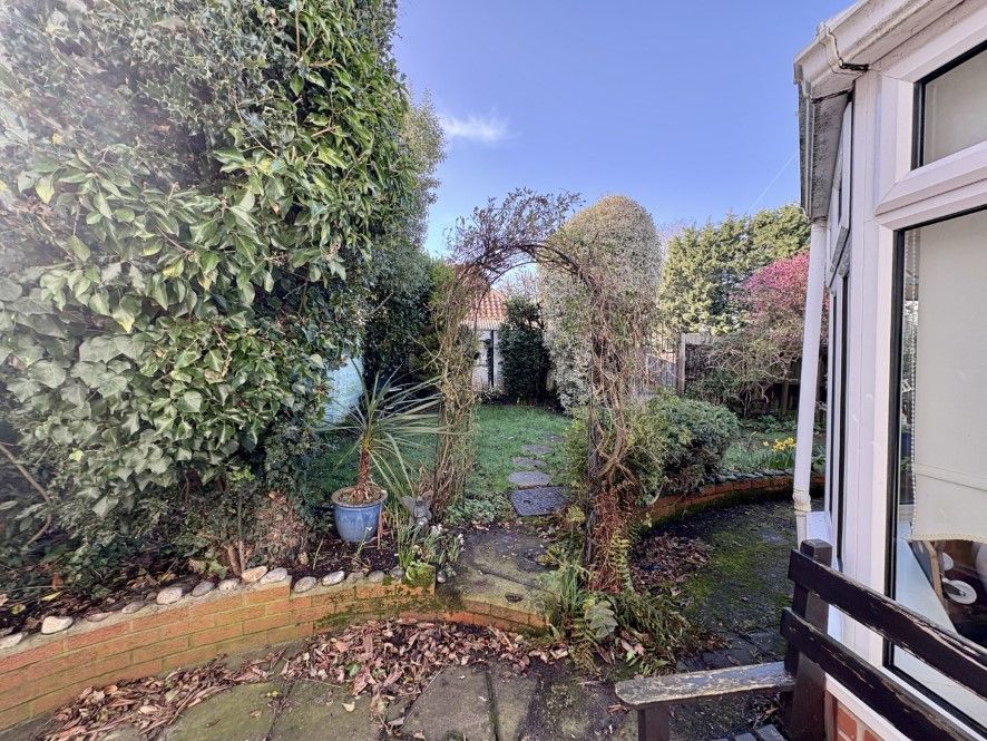 Property photo 2 of 21