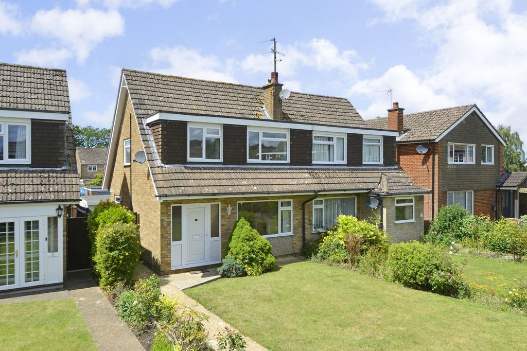 Property photo 1 of 18