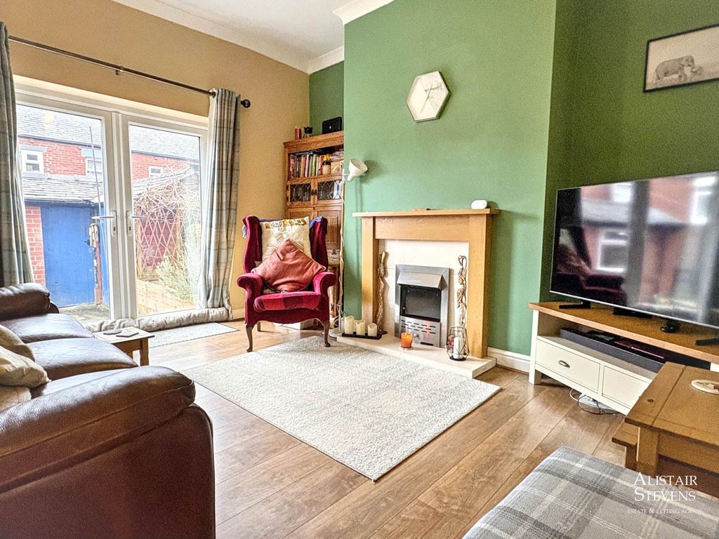 Property photo 3 of 18