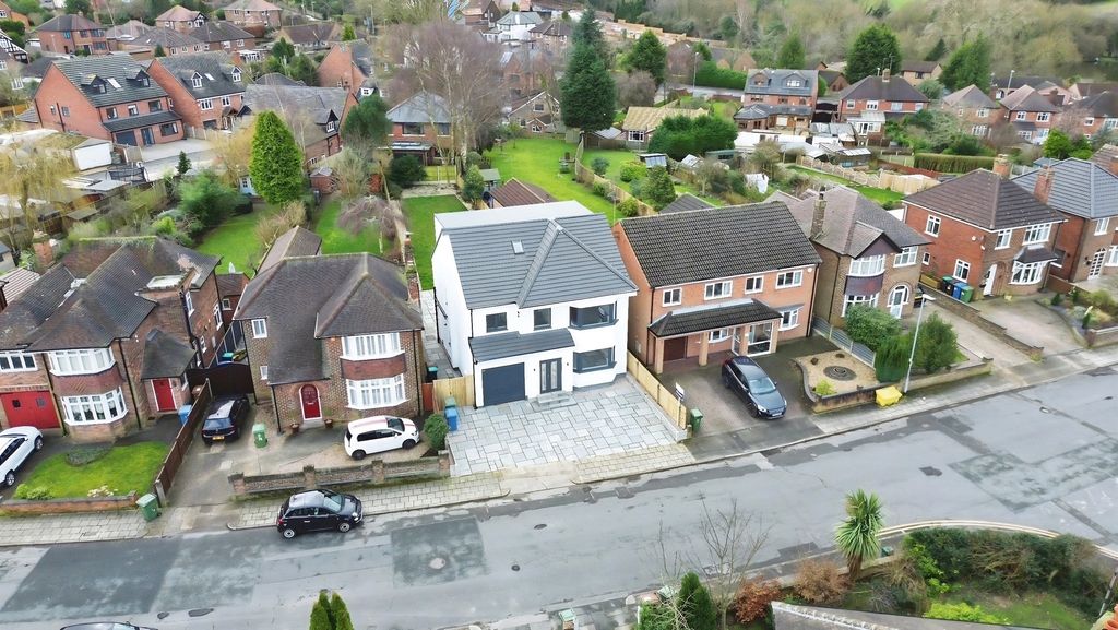 Property photo 2 of 30