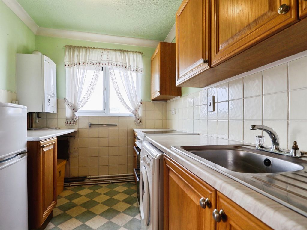 Property photo 3 of 18