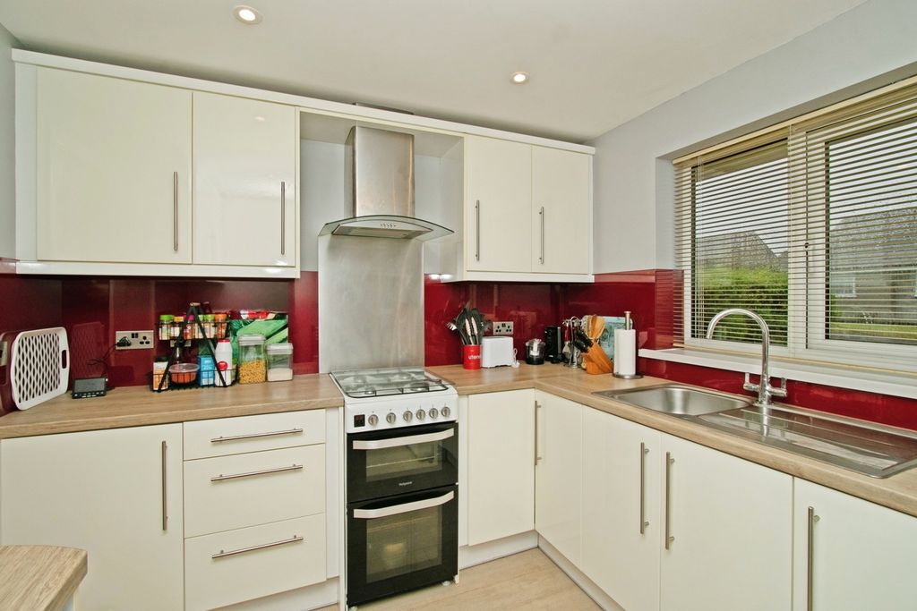 Property photo 3 of 14 Pbox-Img.Jpg