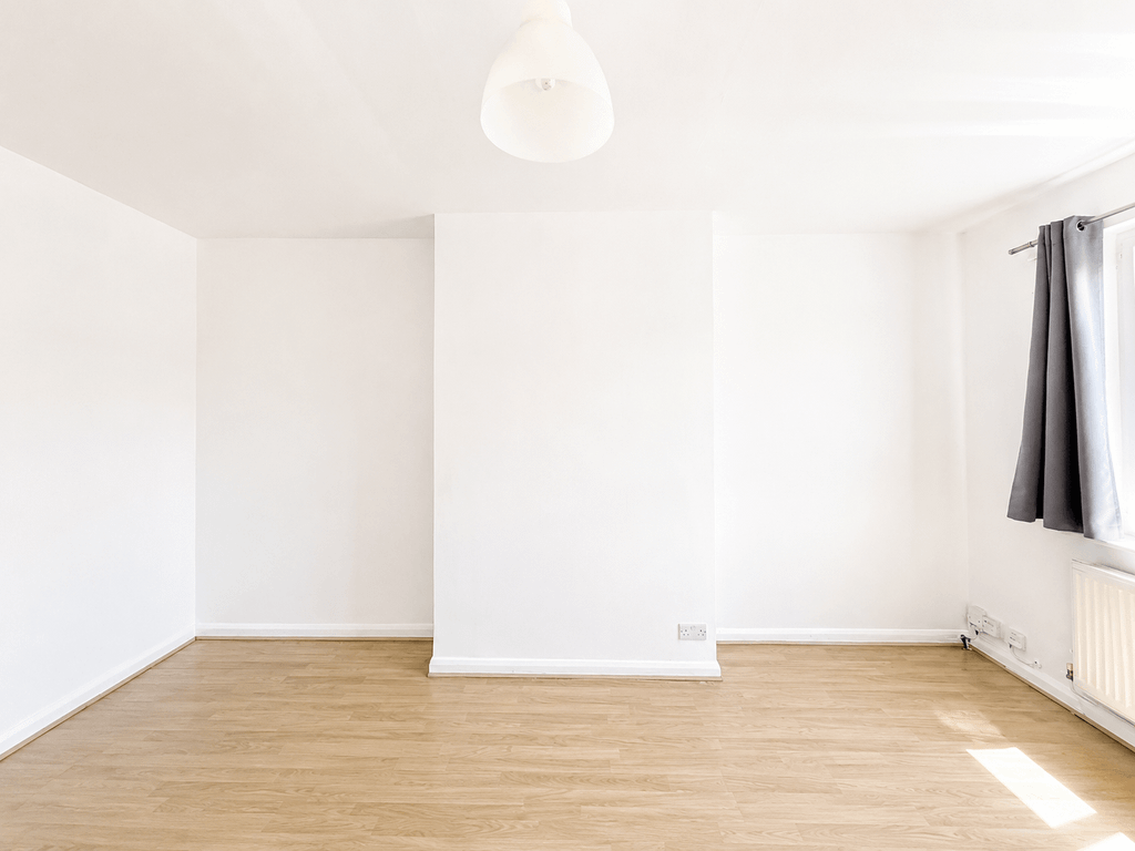 Property photo 3 of 10 Gallery