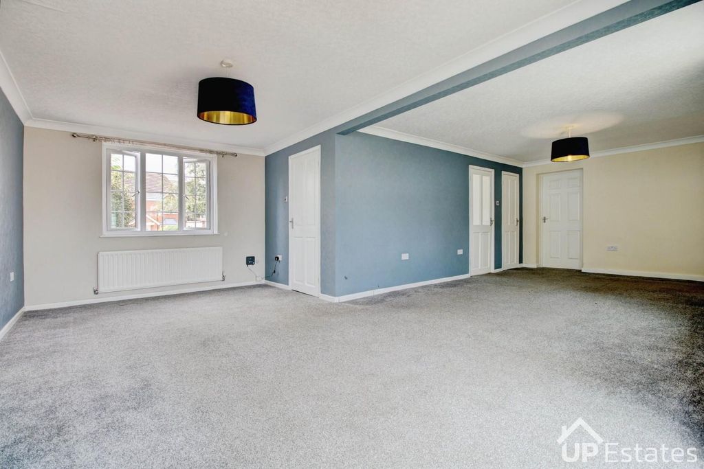 Property photo 2 of 29