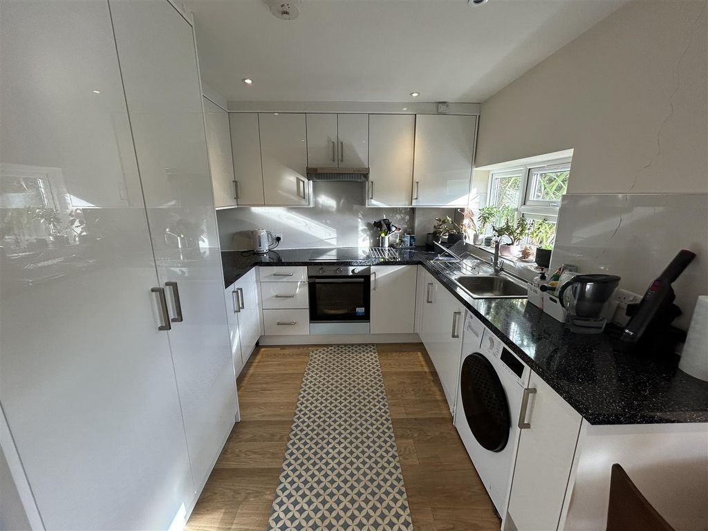 Property photo 2 of 9 Img_4021.Jpg