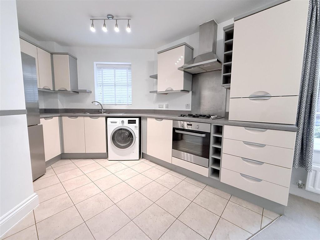 Property photo 2 of 15 Img_9991.Jpg