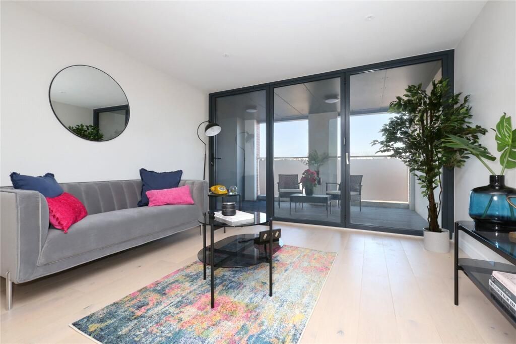 Property photo 1 of 8