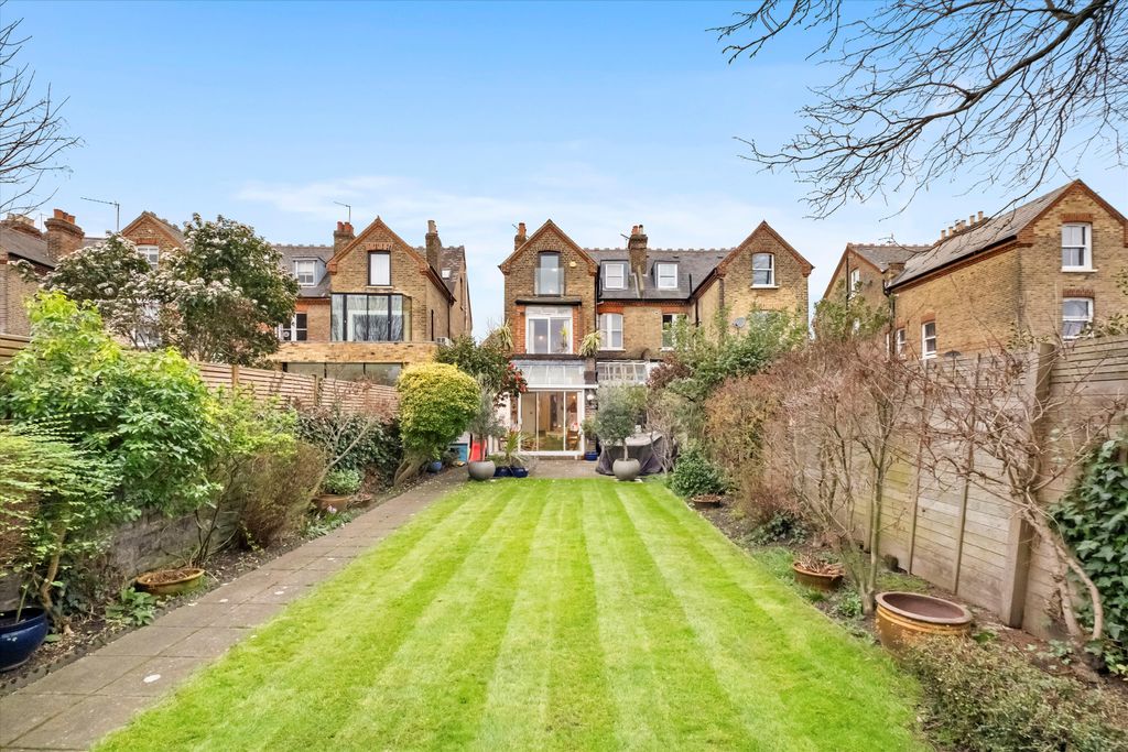 Property photo 2 of 11 Image