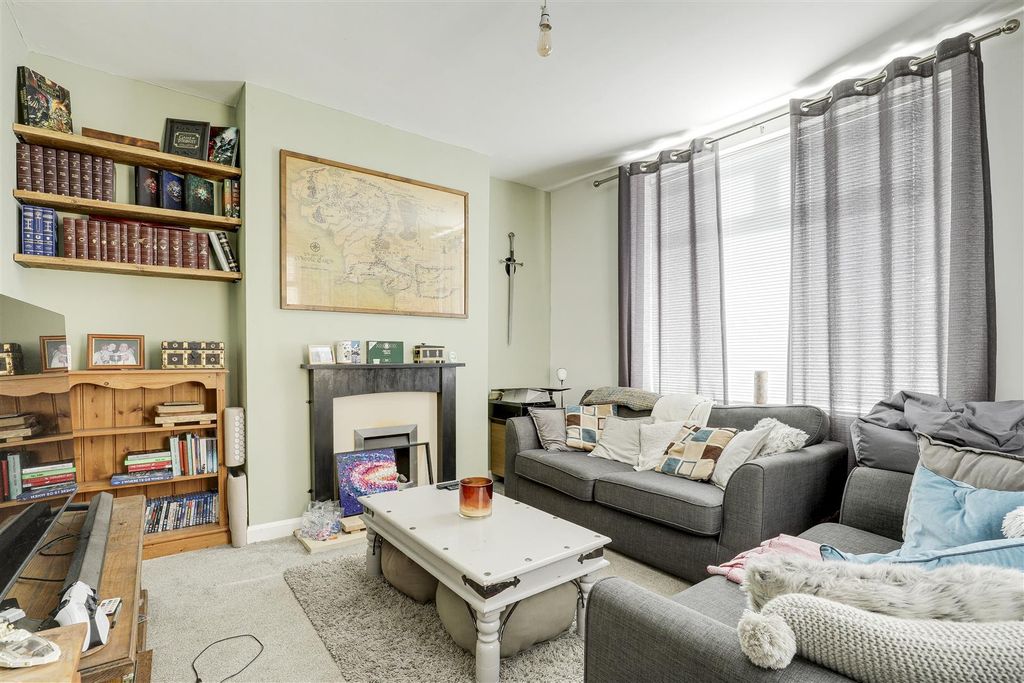 Property photo 2 of 13 01.Jpg