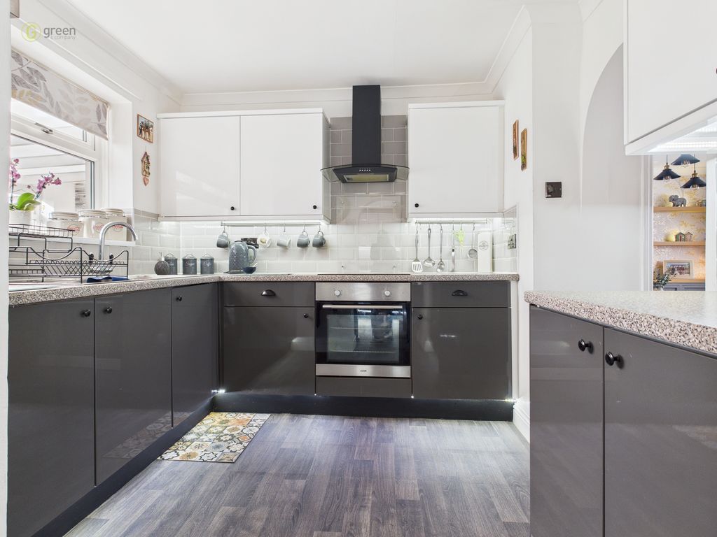 Property photo 3 of 45