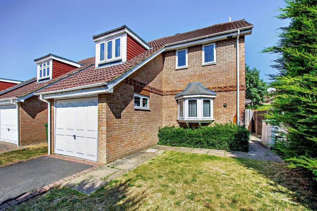 Property photo 1 of 18 External.Jpg