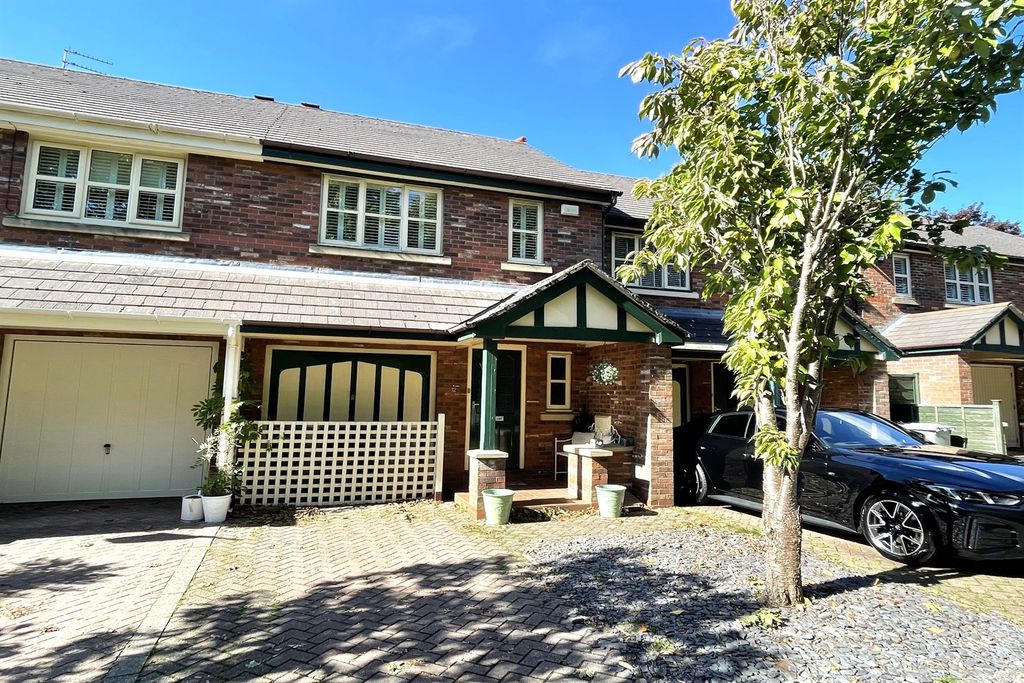 Property photo 1 of 17 (Main)