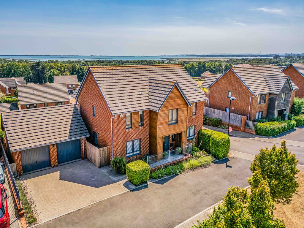 Property photo 1 of 25 16 Portsea View-Aerials-Small-Porticomarketing-Fin