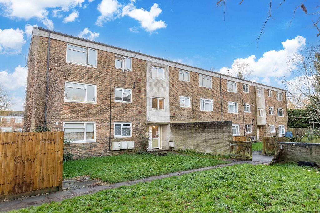 Property photo 1 of 11
