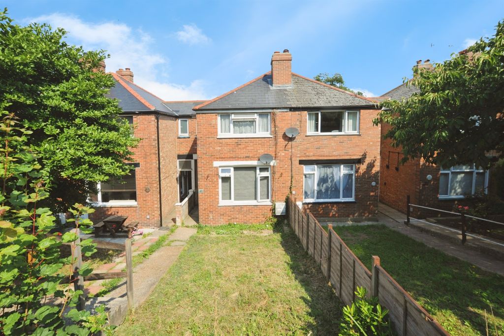 Property photo 1 of 18