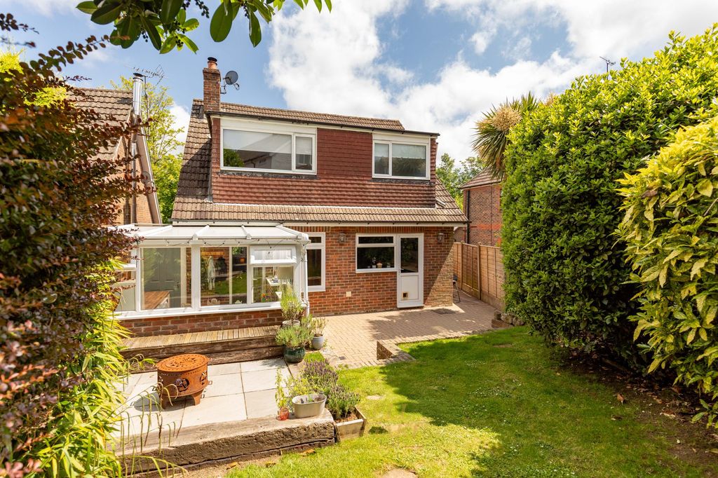 Property photo 1 of 23