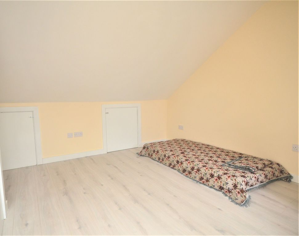 Property photo 2 of 11 Gallery