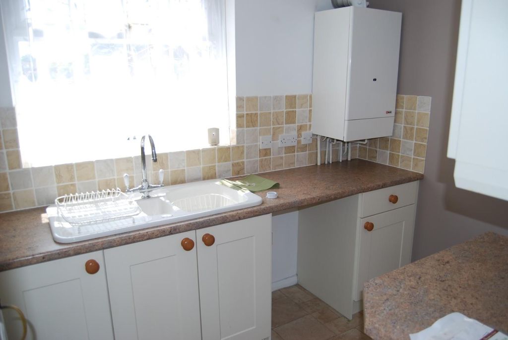 Property photo 3 of 10 40 Halifax Way 007.Jpg