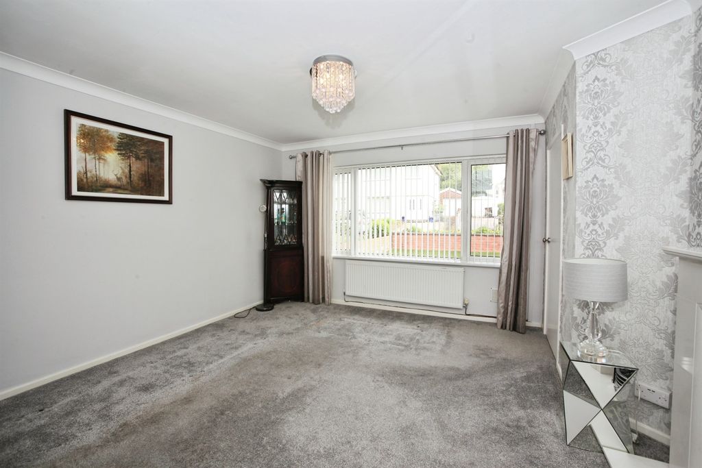 Property photo 3 of 24