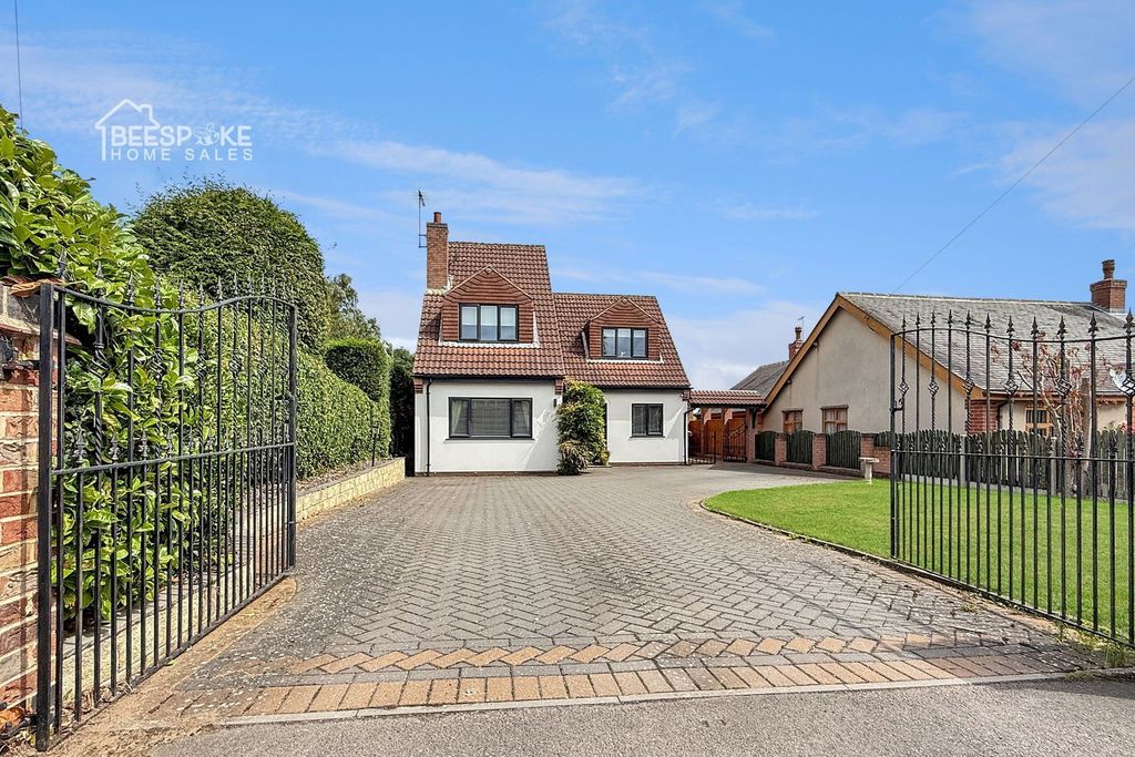 Property photo 1 of 34