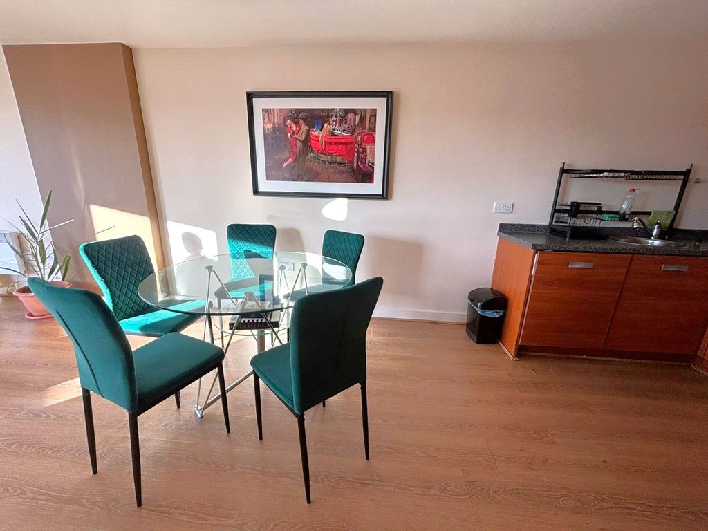 Property photo 3 of 11 Dining