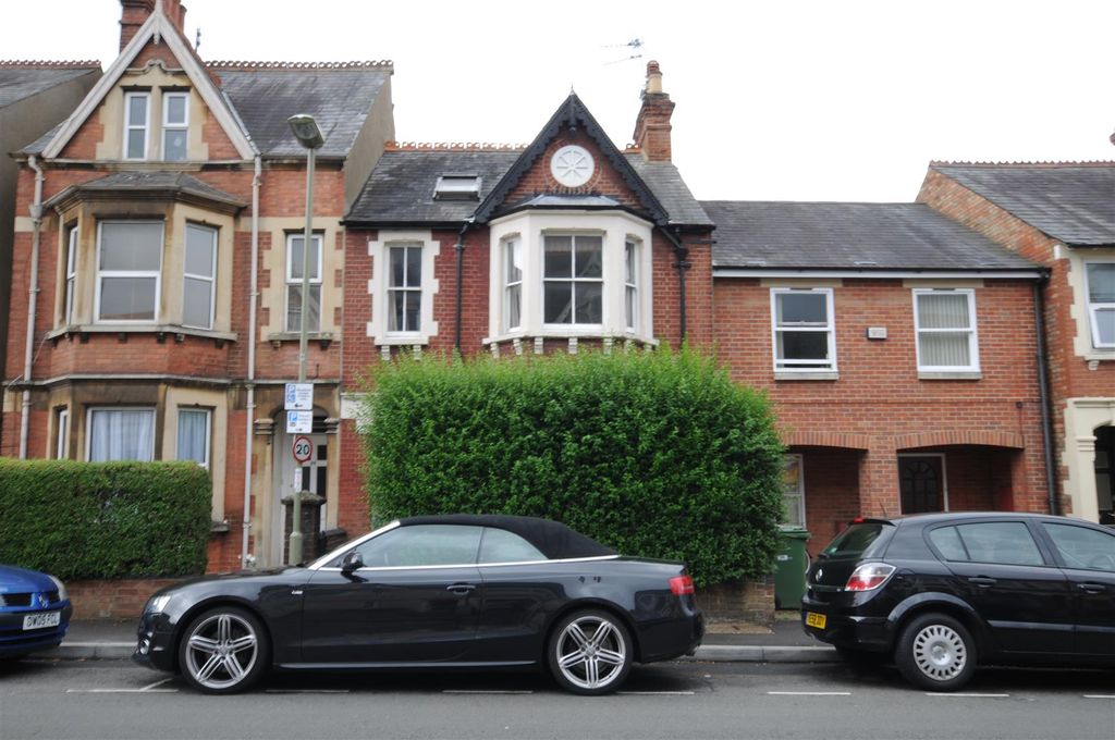 Property photo 1 of 6
