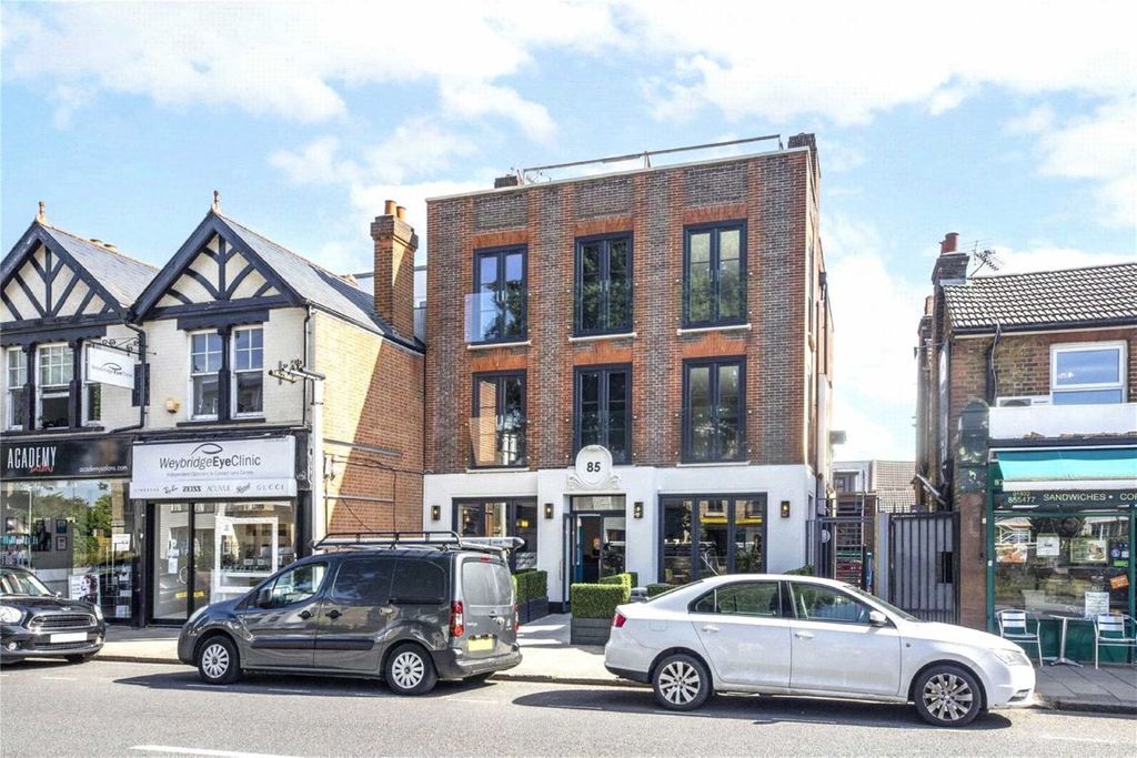 Property photo 1 of 5