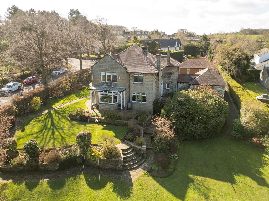 Property photo 1 of 36