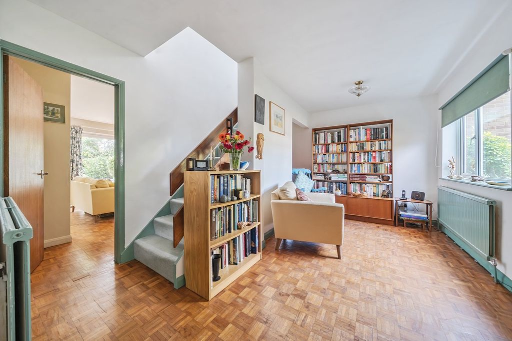 Property photo 2 of 18