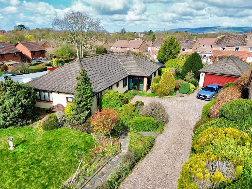 Property photo 1 of 34 Front