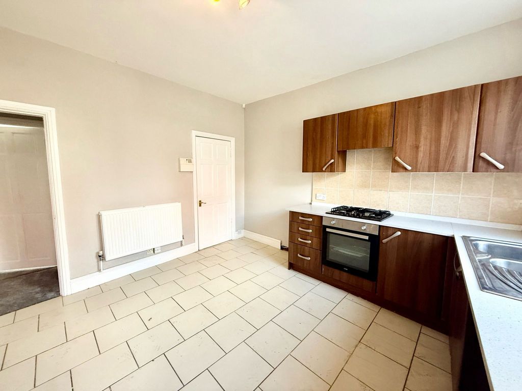 Property photo 3 of 11 Gallery